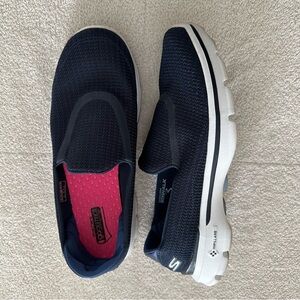 Skechers Go Walk 3 Comfort Slip-On Navy Blue Size 9